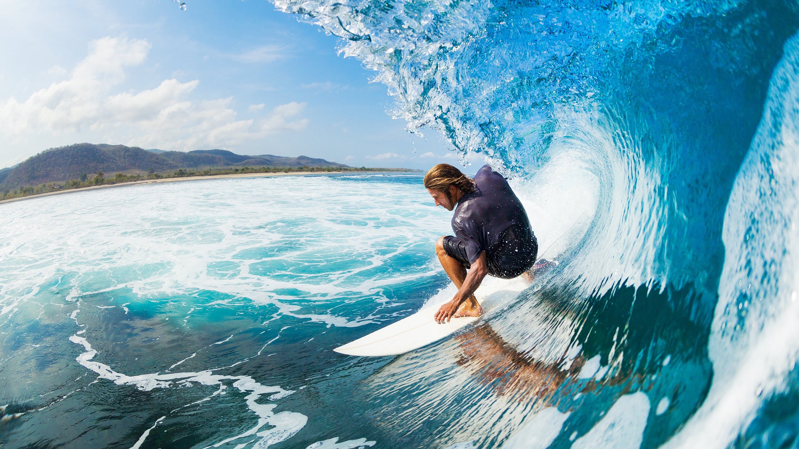 布鲁诺·卡博克洛在NBA夏季联赛中展现团队合作精神,布鲁卡洛斯